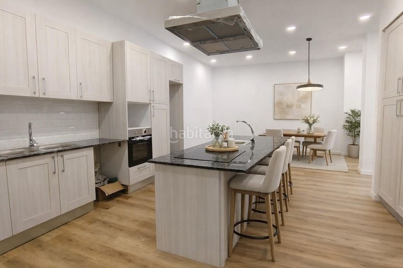 Foto f1289b4d-5ea2-4c6a-8802-5a2f44d4d2d7. Planta baixa amb aparcament a Eixample Sud-Migdia Girona