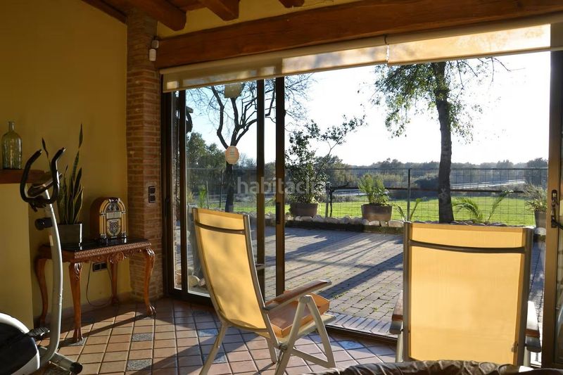 Foto b0b1eb75-c669-407c-b128-8eee25137dd3. Local comercial a Peralada