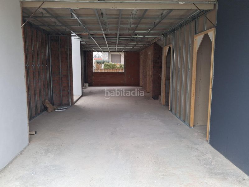 Foto afd68346-54b7-4b16-9a8a-d70946a7fb3f. Casa amb aparcament a Planes d´Hostoles (Les)