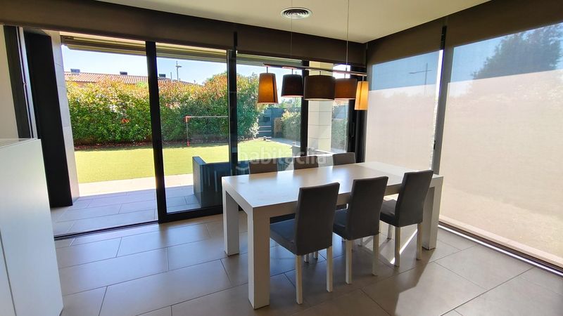 Foto 0d7d1d08-1373-47ae-bcdf-bb88021603e7. Casa amb calefacció aparcament a Vilobí d´Onyar