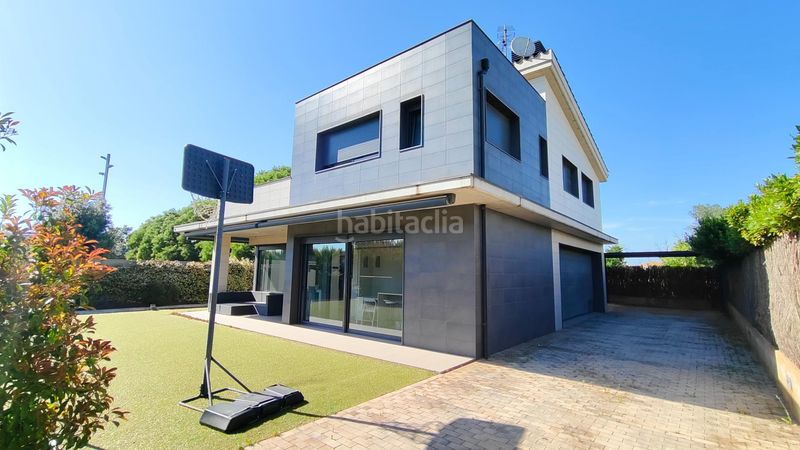 Foto 34bfa5ee-aa79-43f7-9b6e-06b293354378. Casa amb calefacció aparcament a Vilobí d´Onyar