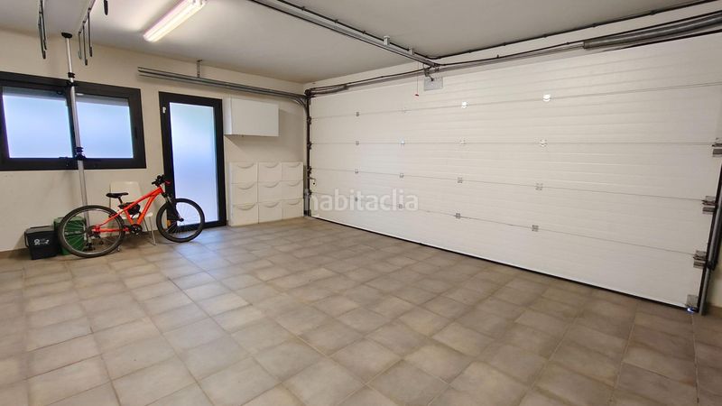 Foto c23172bd-1293-48e3-b48d-8cf3135e0298. Casa amb calefacció aparcament a Vilobí d´Onyar