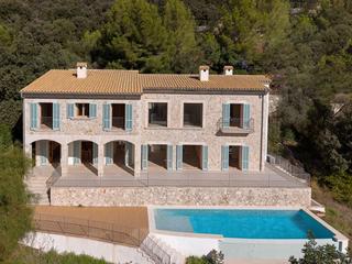 Haus in Pollença Poble. Villa de obra nueva en pollensa con 455 m2