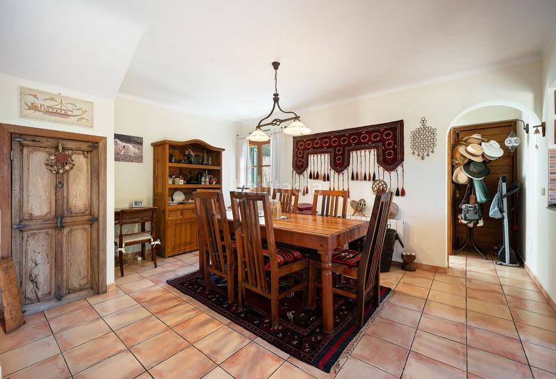 Foto b906c3c8-b6b8-4e4b-ae5c-9b5358dab195. Mas avec chauffage parking piscine dans port d´Andratx Andratx