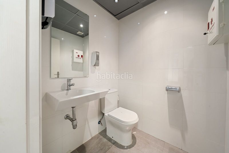 Foto 0011cd47-63f2-40e8-bf90-303720a46306. Alquiler local comercial gran local comercialoficina de 317 m2 en Palma de Mallorca