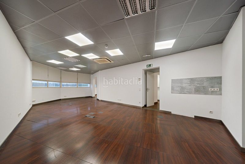 Foto 4e16c2d1-66b4-4b54-8fc8-b102da91686f. Alquiler local comercial gran local comercialoficina de 317 m2 en Palma de Mallorca