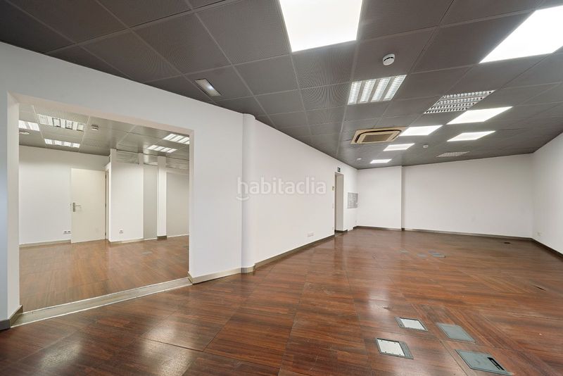 Foto 52dc9e8a-8a75-4615-a0aa-7003c5b527d0. Alquiler local comercial gran local comercialoficina de 317 m2 en Palma de Mallorca