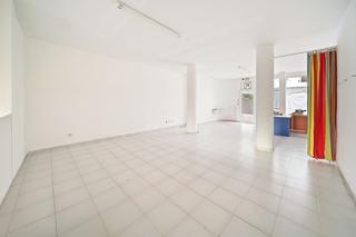 Local commercial à Port de Pollença. Local de 97 m2 en puerto pollensa posible de convertir en vivien