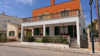 Casa adossada a Col�nia Sant Jordi. Edificio con 4 viviendas a reformar en colonia sant jordi