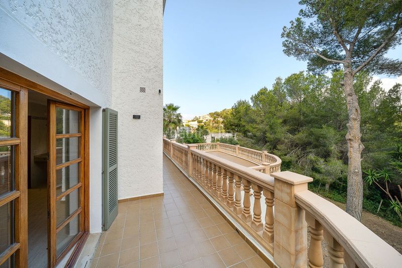 Foto 2dbc8592-14ae-49c4-a609-292c7c307be7. Casa amb calefacció aparcament piscina a Costa de la Calma Calvià