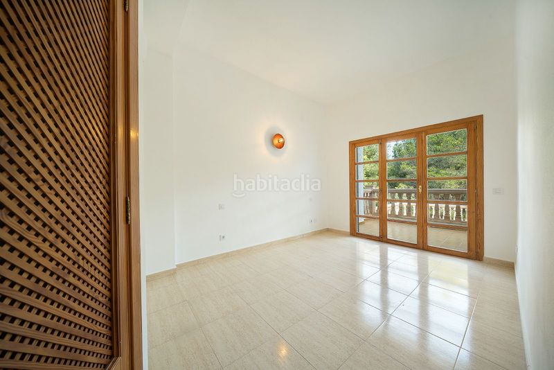 Foto a57b182b-5e28-4720-a770-f522a3f0f137. Casa amb calefacció aparcament piscina a Costa de la Calma Calvià