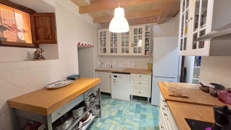 Foto 3ca3a204-c7c3-476a-8547-71dddd07b947. Casa adossada amb calefacció a Selva