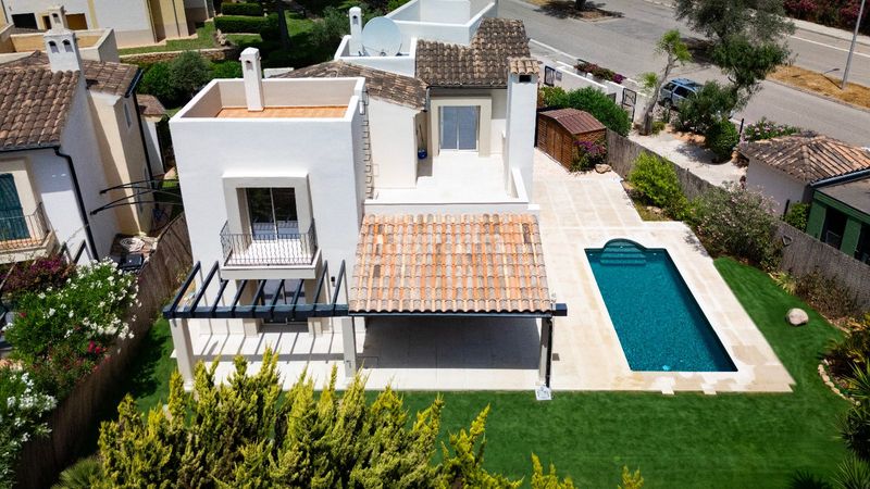Foto 16c81e67-fcd1-4e27-a8f5-1b089054632c. Casa amb calefacció aparcament piscina a Santa Ponça Calvià