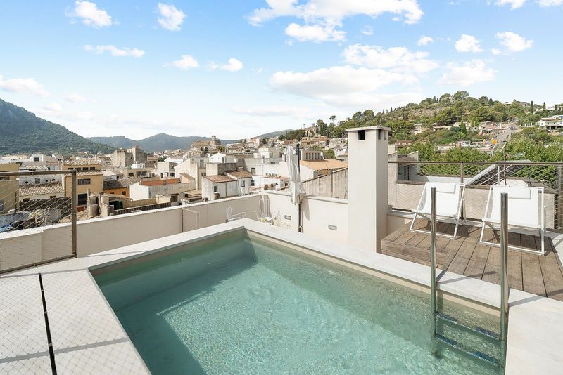 Foto a741baf7-1a90-406d-9734-459932d0a3f1. Casa adossada amb calefacció aparcament piscina a Pollença