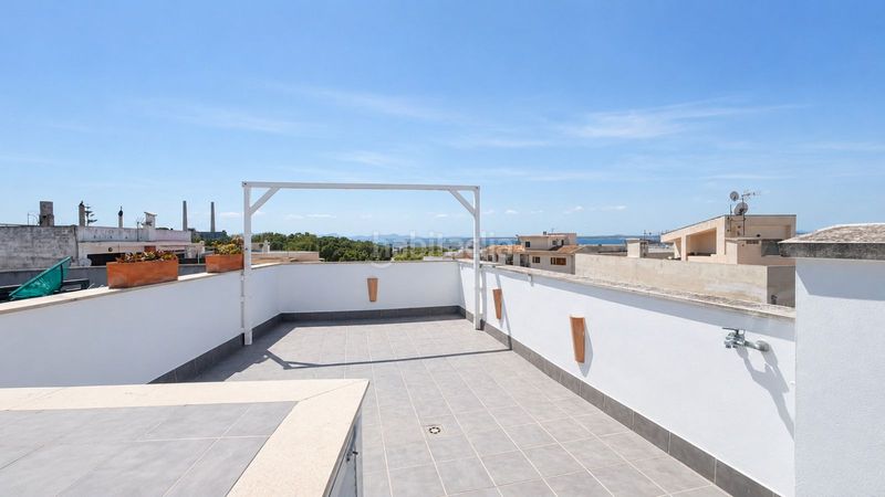 Foto c3d36fa4-29a8-4670-9b32-e7b9176d73a0. Àtic amb calefacció a port d´Alcúdia-platja dálcúdia Alcúdia