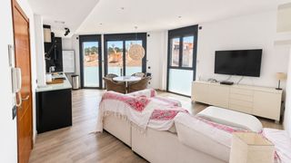 Àtic a Port d´Alcúdia-Platja dÁlcúdia. Ático con terraza con vistas al mar en puerto alcudia