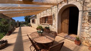 Mas à Sa Pobla. Moderna finca de 310 m2 en sa pobla en estilo tradicional