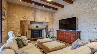 Mas à Lloret de Vista Alegre. Finca de 48.000 m2 en lloret de vistalegre con licencia de hoste