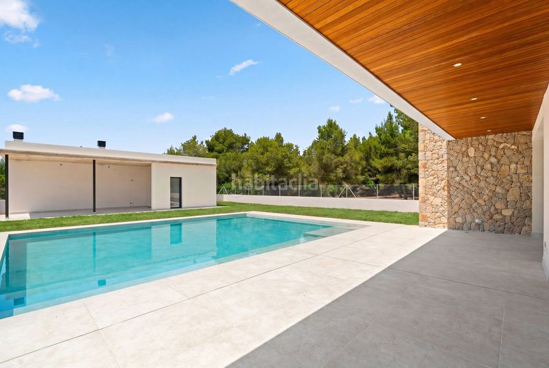 Foto 549fc602-921d-46c1-92e5-0058b26dae82. Casa amb calefacció aparcament piscina a port de Pollença Pollença