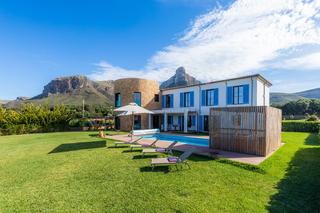 Country house in Colònia de Sant Pere. Finca con vistas al mar en colonia sant pere
