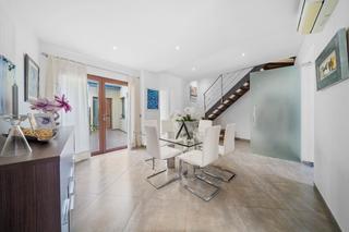 Semi detached house in Pollença Poble. Casa de 220 m2 reformada en pollença con patio