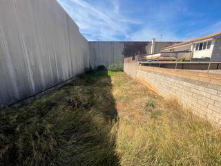 Terreny residencial a Sa Pobla. Parcela edificable de 298 m2 en sa pobla para unifamiliar o plur