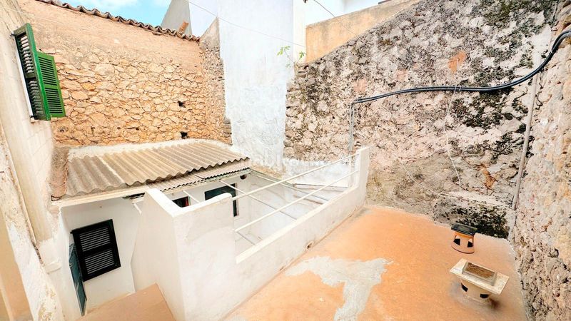 Foto 309d0a79-c128-4a45-9f63-1f469f69ba79. Casa adossada a Pollença poble Pollença