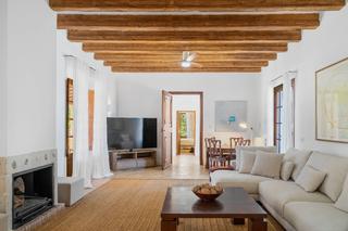 Masia  10. Extraordinaria finca de 182.000 m2 en campanet con piscina y spa