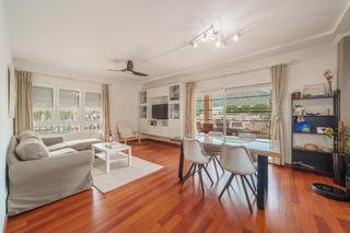 Apartament a Port dAlcdia-Platja dlcdia. Planta baja de 128 m2 con piscina y parking en port dalcudia