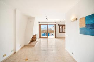 Penthouse in Port de Pollença. Ático de 120 m2 con ascensor y vistas al mar en puerto pollença