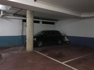 Autoparkplatz  Gijón - calle mariano pola. Venta de plazas de garaje y en alquiler. son 8 plazas en la zona