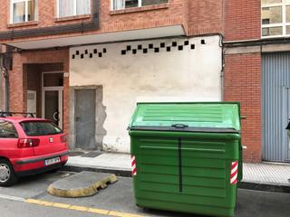 Locale commerciale  Gijón - calle domingo juliana,. Venta de local, lado calle brasil, 80 metros, en bruto, puerta m