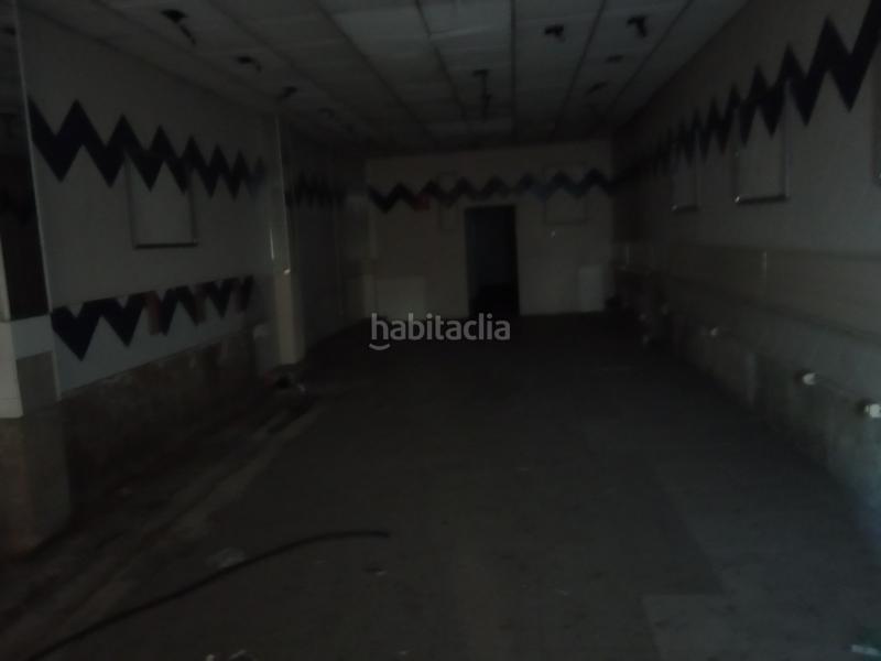 Foto c3d2f923-31e0-4cbc-bd0a-524d9658d164. Local comercial a La Calzada Gijón