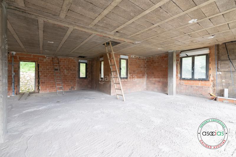 Foto 2378b9b0-ff93-4403-82b2-3fc7923f4b84. Casa in senda de la falconera 204 in Veriña Gijón