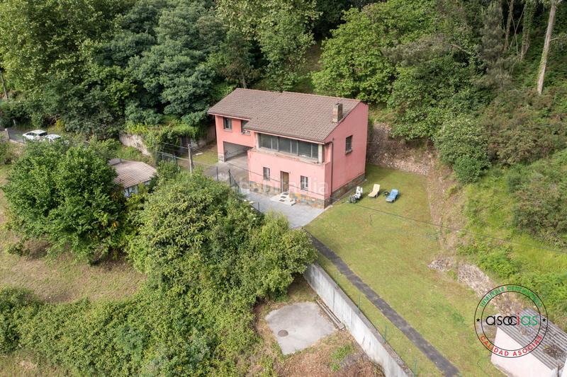 Foto 73e32fe1-6769-4da0-9867-f40390fa4367. Casa in senda de la falconera 204 in Veriña Gijón