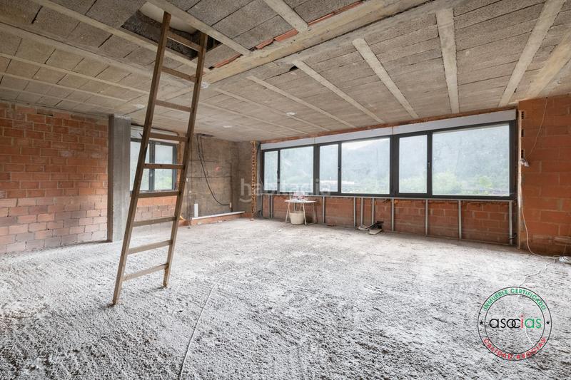 Foto 81be733c-2219-4db2-ba67-172e004392fc. Casa in senda de la falconera 204 in Veriña Gijón