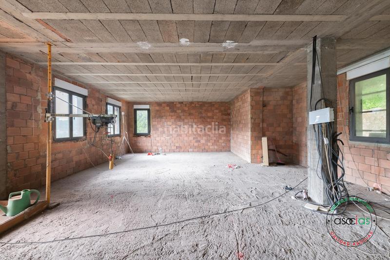 Foto f8ae1b7a-d479-40e0-8871-b95bfaaa47de. Casa in senda de la falconera 204 in Veriña Gijón