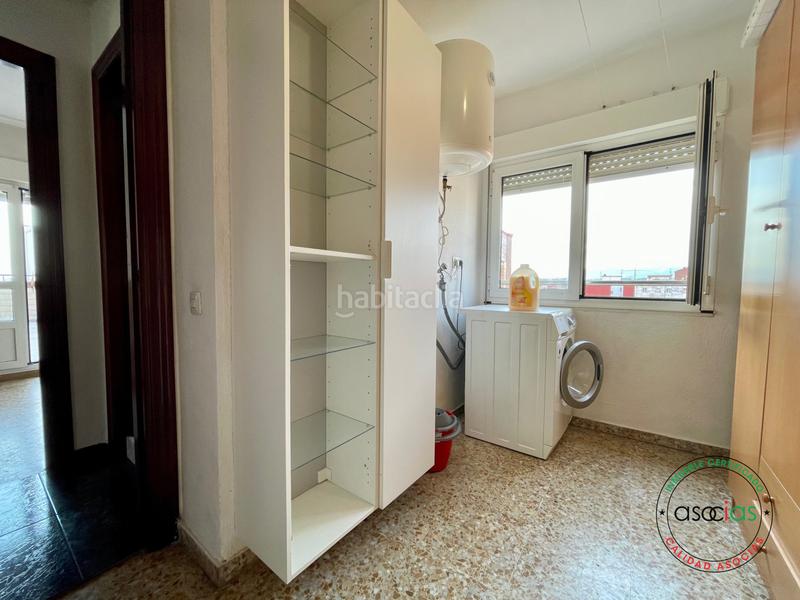 Foto 84a234a8-8e6b-451e-a570-a8dbf56cab8a. Attico in Gijón - cl jose marti 19 in La Calzada Gijón