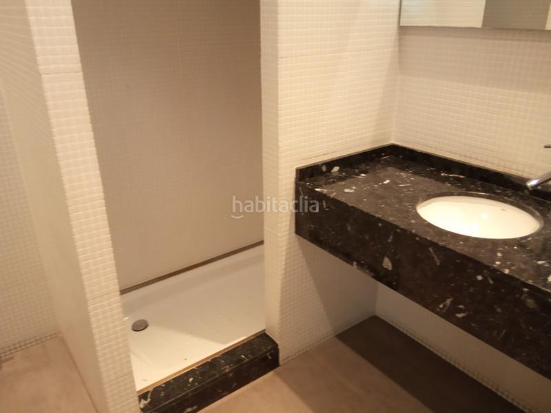 Foto 3a05d34a-e36d-4840-945a-2dfee5a42934. Lloguer local comercial a El Natahoyo Gijón