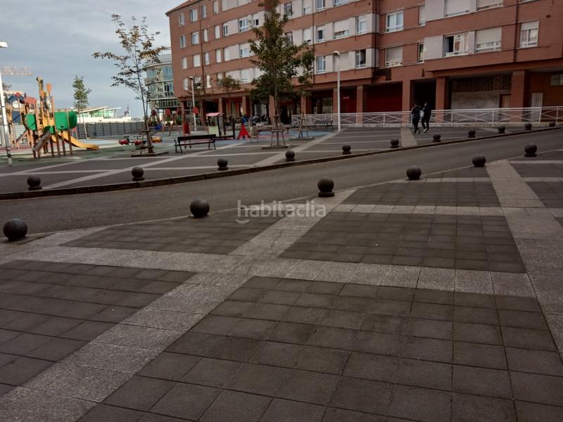 Foto 64b579d2-3176-450e-8da5-e18fee01043c. Lloguer local comercial a El Natahoyo Gijón