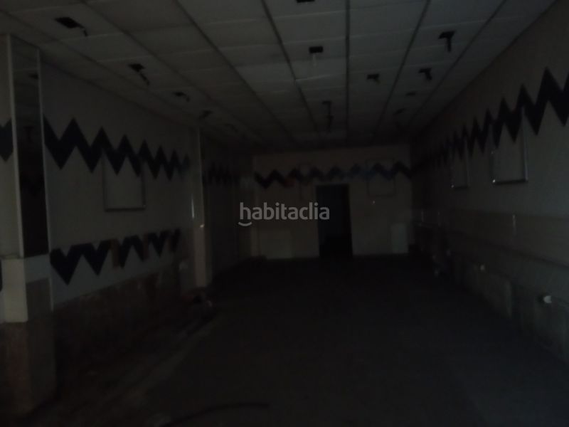 Foto c7646f5a-7d86-4f29-9651-1ba4509c8abb. Local comercial a La Calzada Gijón