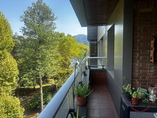 Flat in Sama - cl constitucion 59. Amplio piso de 3 dormitorios con garaje y trastero en sama de la