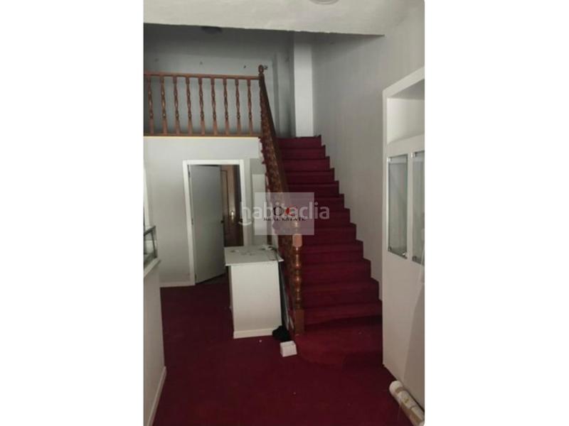 Foto 5b7ef6db-2b70-417b-8d39-51f649be56f6. Alquiler local comercial  en bartolomé pérez casas en Murcia