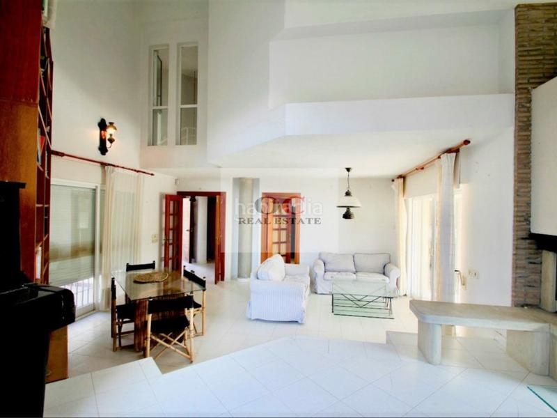 Foto 08a91a7b-8dfc-4031-a391-71912c37dc42. Xalet amb aparcament a Campoamor Orihuela