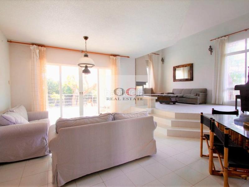 Foto 86765567-70d7-4ce8-aac7-5db0671bd7b4. Xalet amb aparcament a Campoamor Orihuela