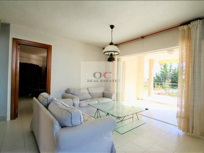 Foto f025d5e7-85d2-4e1e-b196-53c14b65ab5d. Xalet amb aparcament a Campoamor Orihuela