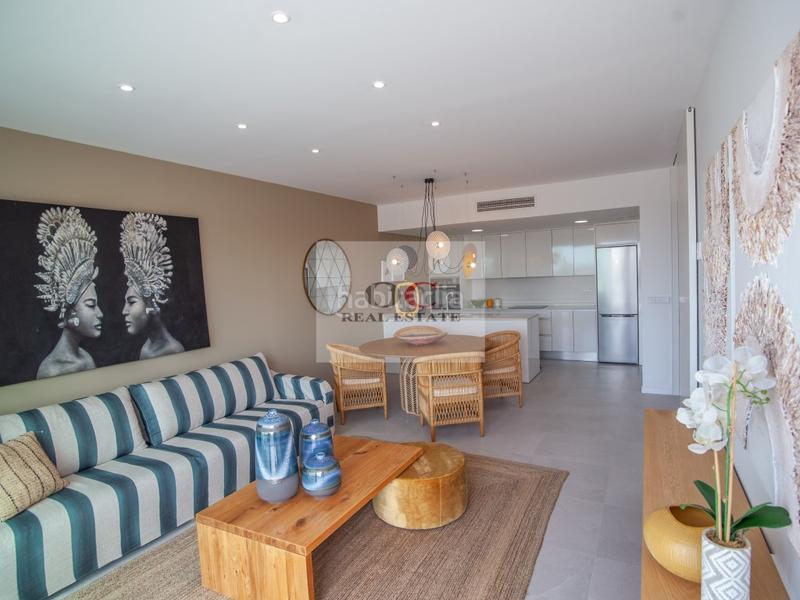 Foto 97f2aa7f-fbf3-4953-887b-873500e37f69. Etagenwohnung mit parking in balcón de Finestrat-terra marina Finestrat