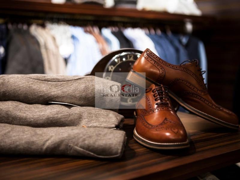 Foto c7b79f2a-4dd0-48d9-af2b-c2e9b7f8f897. Lloguer local comercial a La Catedral Murcia