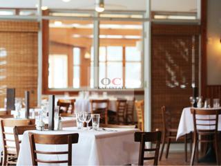 Transfer Business premise  N/a. Restaurante en traspaso en centro comercial
