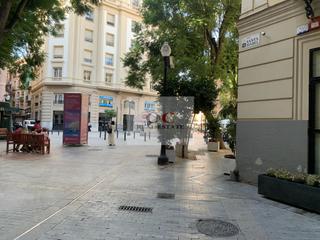 Lloguer Local Comercial  N/a. Local comercial en santa isabel.